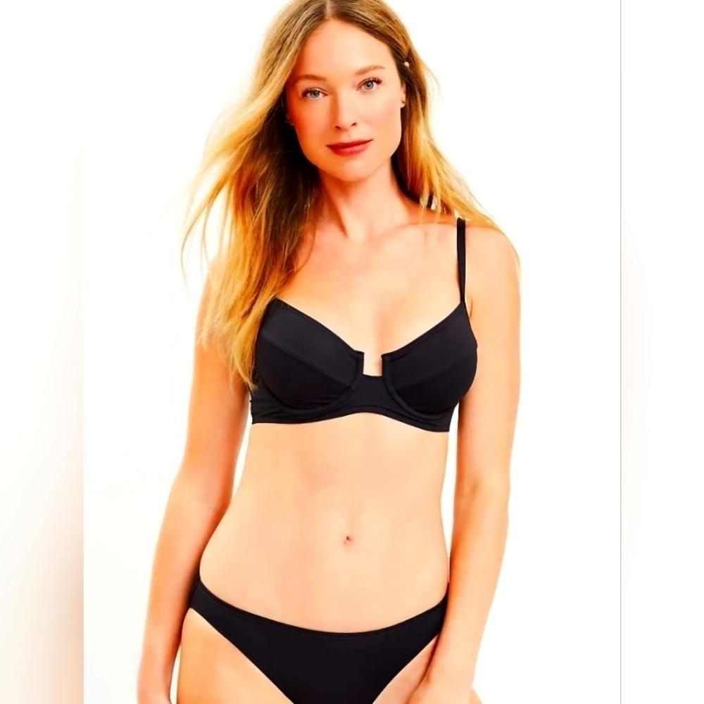 NWT | LOFT | Beach Underwire Bikini Top | Medium | Black